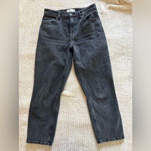 Abercrombie The Mom Jean. Curve Love, high rise, women’s size 4s (short)